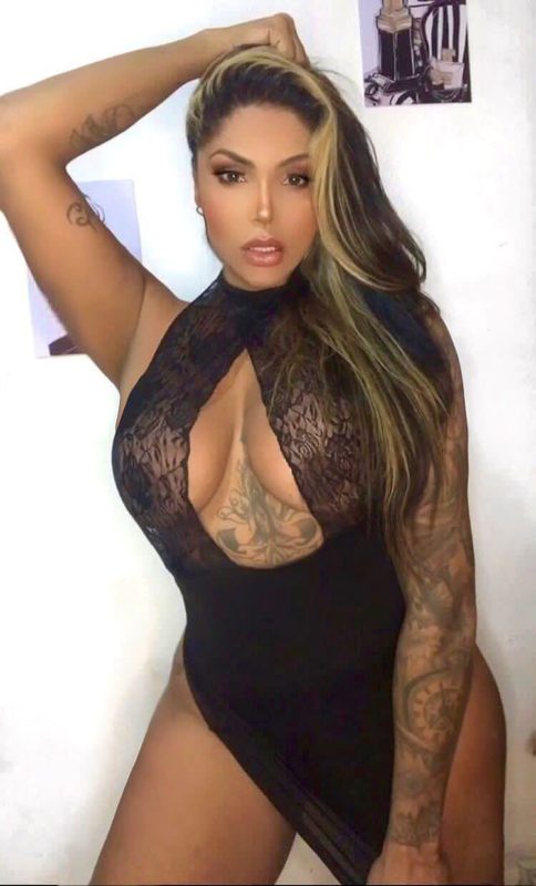 Carolina Lima 23