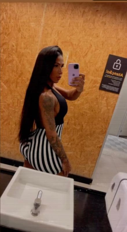 Jhennifer Mansur 32