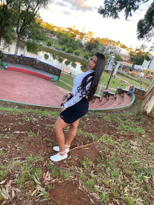 Jhennifer Mansur 44