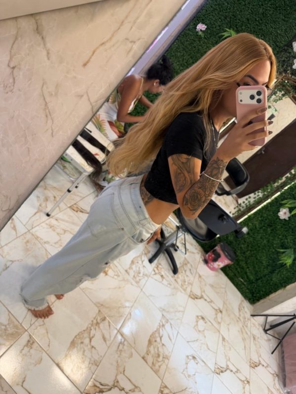 Laryssa Rocha 27
