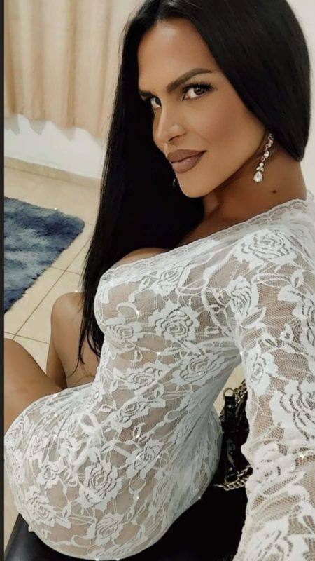 Francine Macedo 85