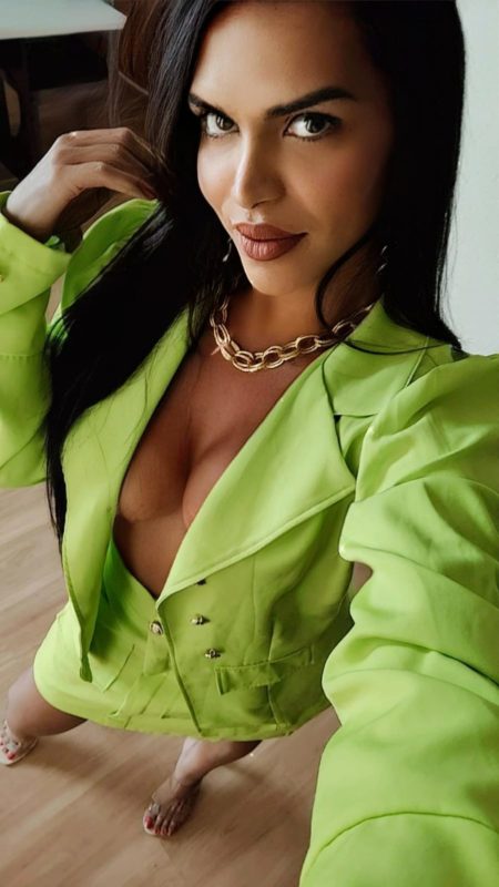 Francine Macedo 89