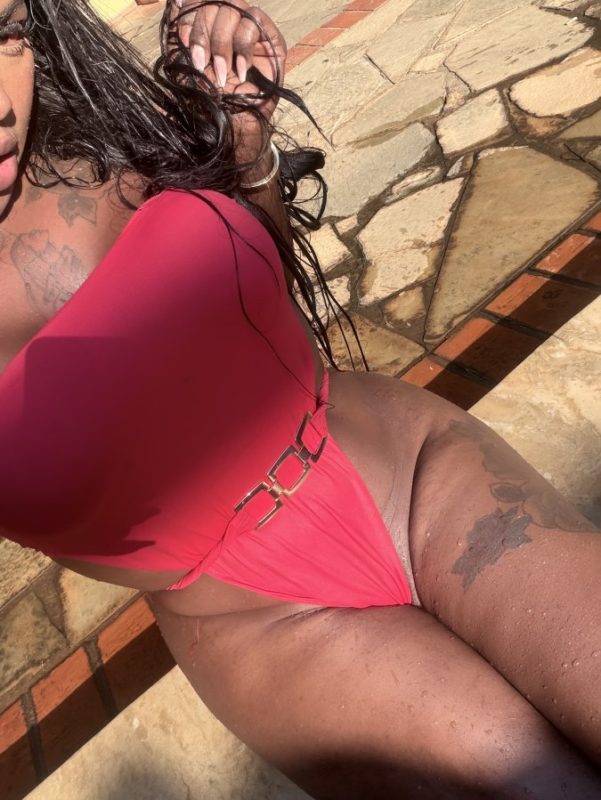 Gabriela Lemos 20