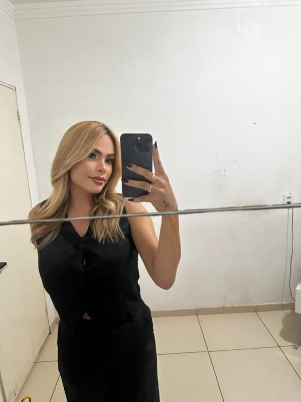 Laryssa Rocha 39