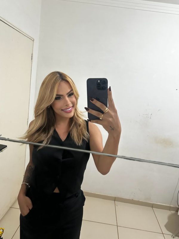 Laryssa Rocha 38