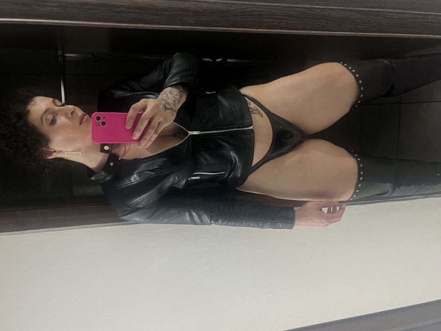 Sthefany Venturiny 13