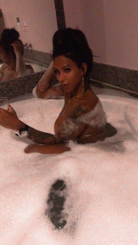 Jhennifer Mansur 57