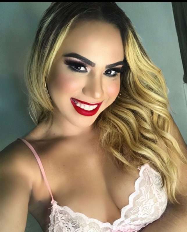 Juliana Antunes 32