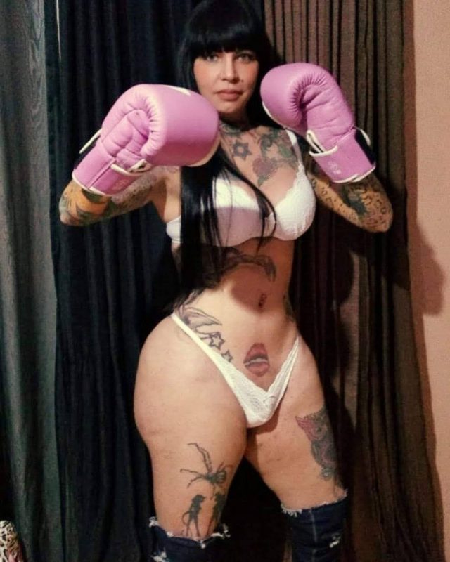 Eduarda Moraes 24