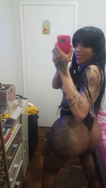 Jhully Anaconda - Hotel e Motel 137