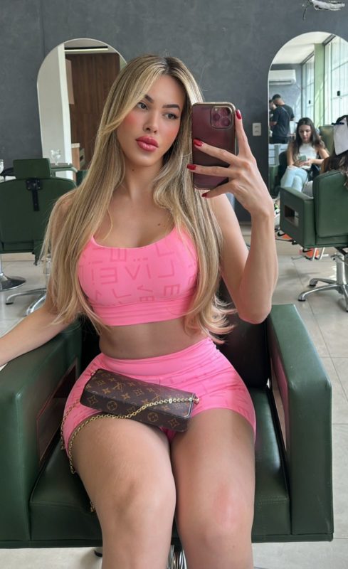 Mickaelly Menegazzi 7