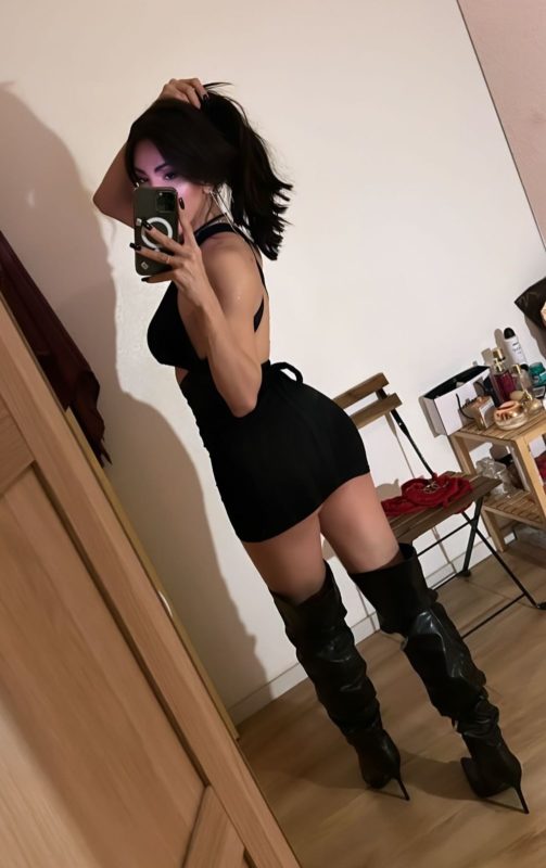 Mickaelly Menegazzi 13