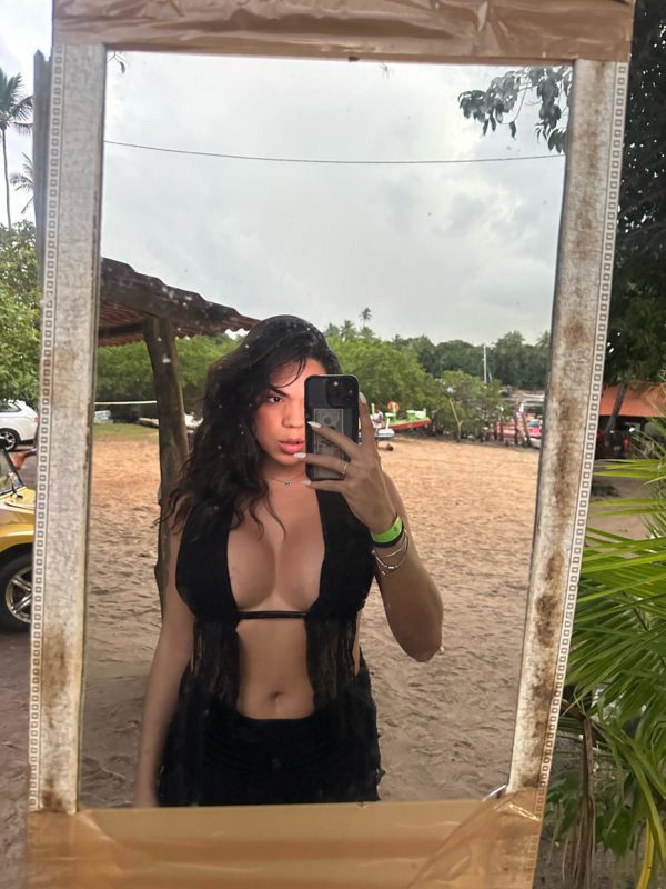 Emilly Ferrarig 14