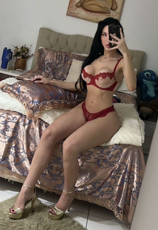 Mickaelly Menegazzi 6