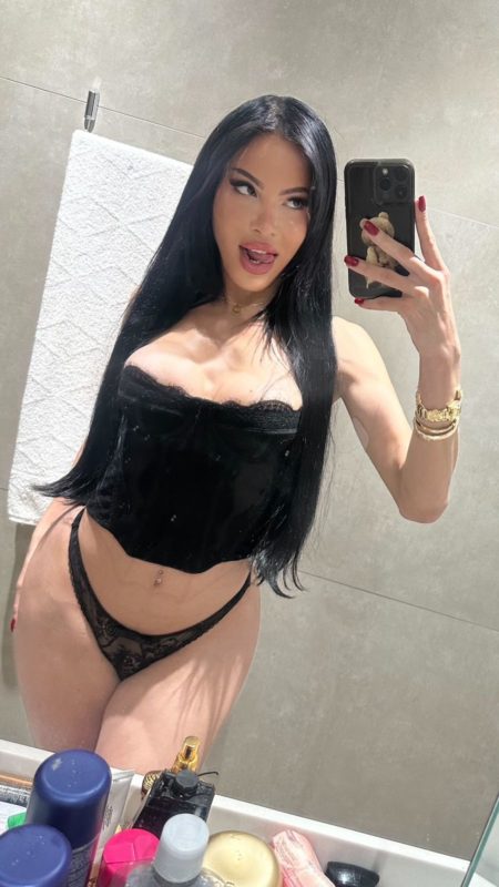 Mickaelly Menegazzi 7