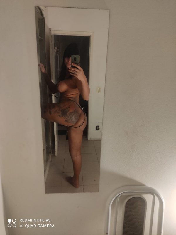 Andressa Bueri 539
