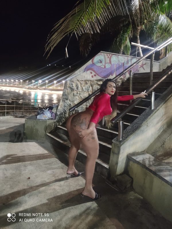 Andressa Bueri 570