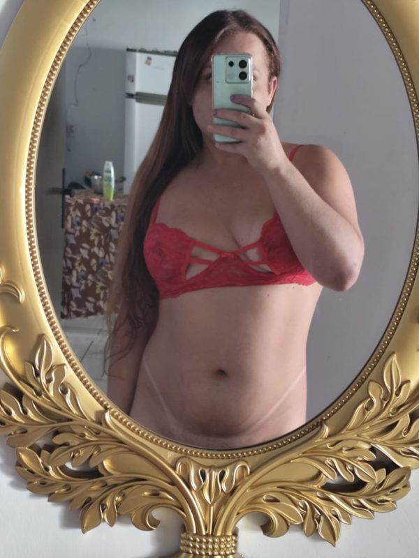 Aline Alves 27