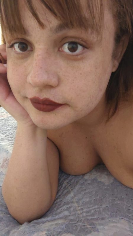Aline Alves 15