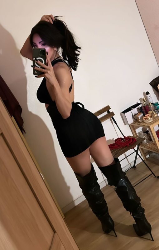 Mickaelly Menegazzi 18