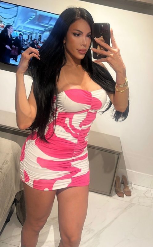 Mickaelly Menegazzi 13