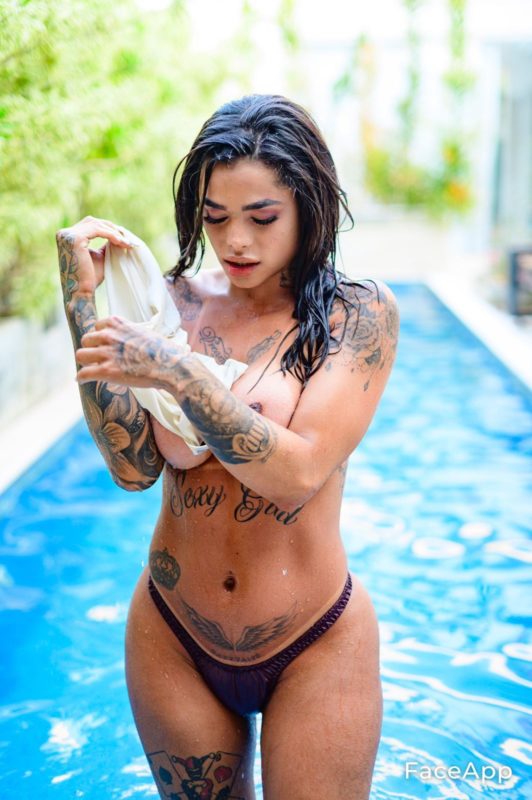 Nicoly Ferraz 68