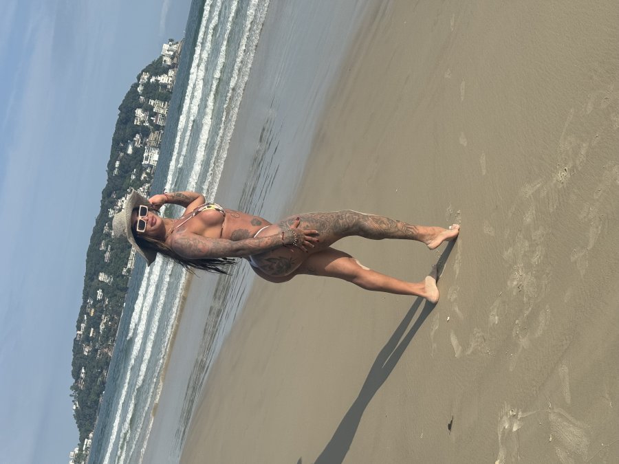 Nicoly Ferraz 47