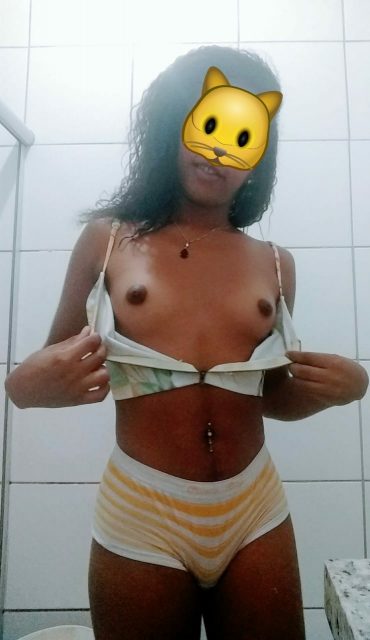 Lulluh Sanchez - Hotel e Motel 16
