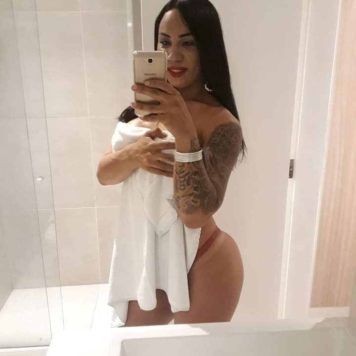 Ariele Campos 81