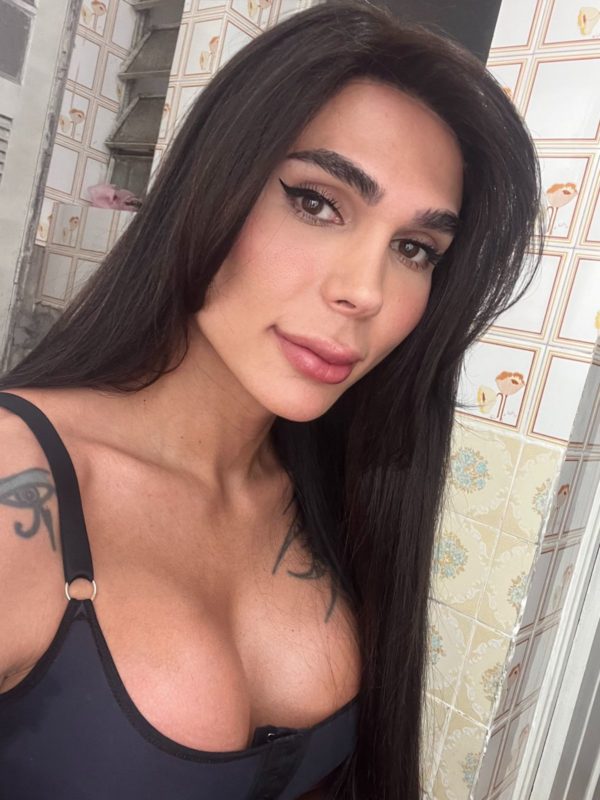 Isabella Kalimann 49