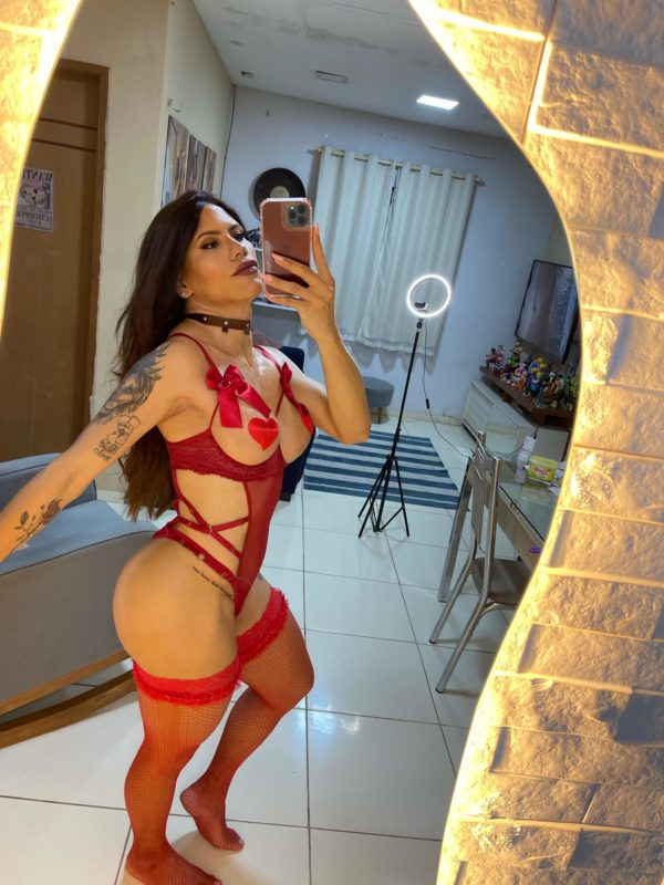 Janessa Fernandes 8