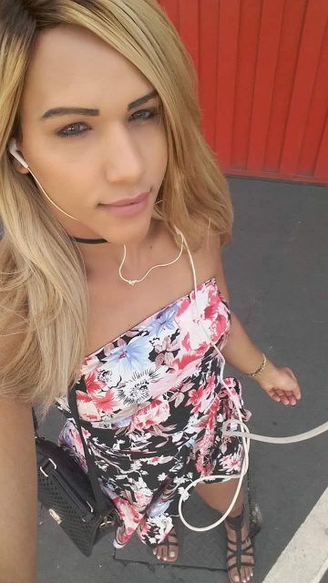 Sarah Luckessy 28