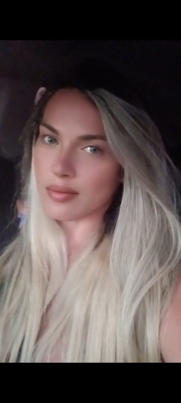 Bruna Oliveira 26