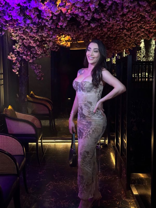 Ana Victoria 42