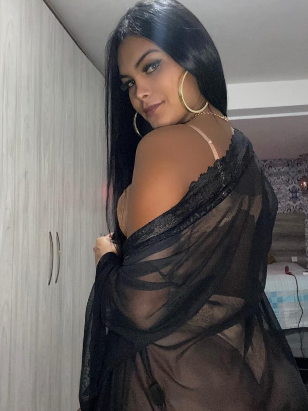 Tainá Marques 15