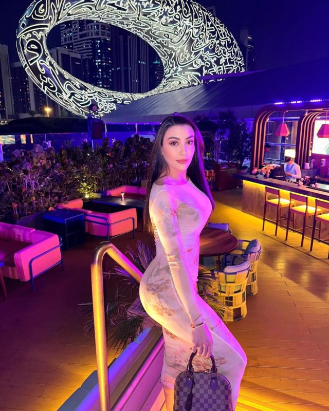 Ana Victoria 41