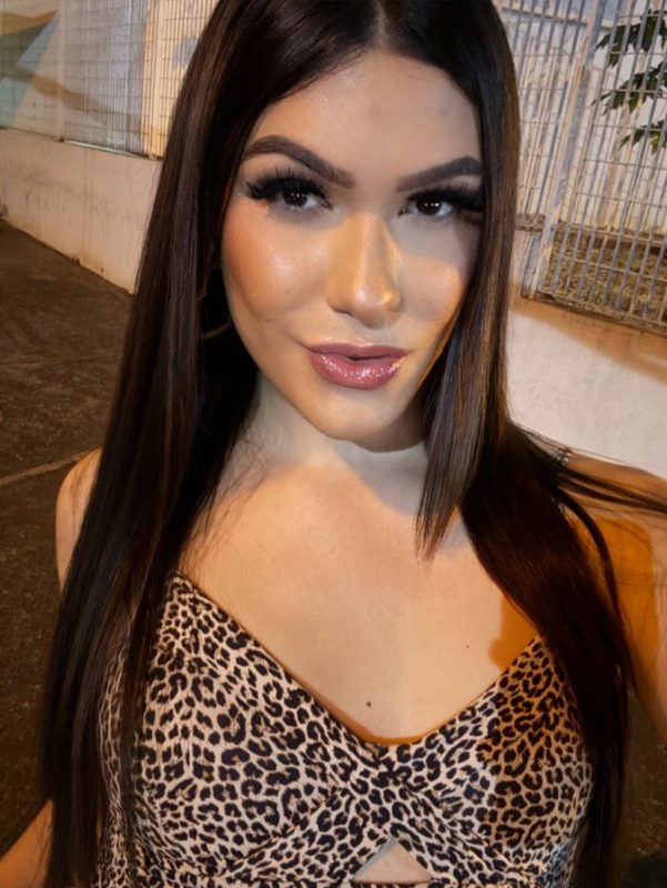 Brenda Gloss - Sem Local 11