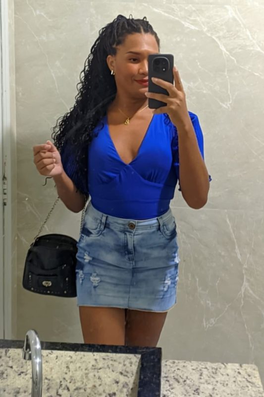 Laís Castro 25