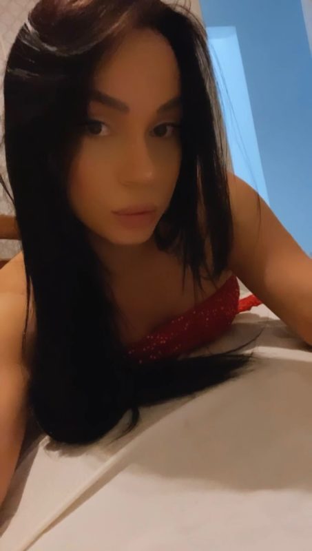 Isabella Souza 19