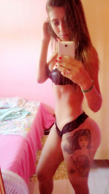 Naylla Ferrari 110