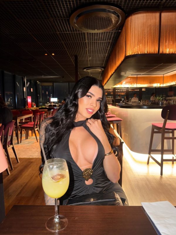 Daniela Vasconcelos 35
