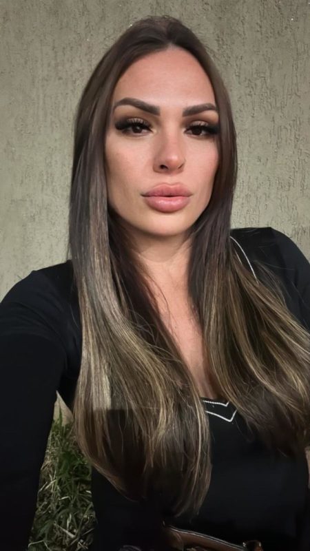 Isabelly Finoti 8