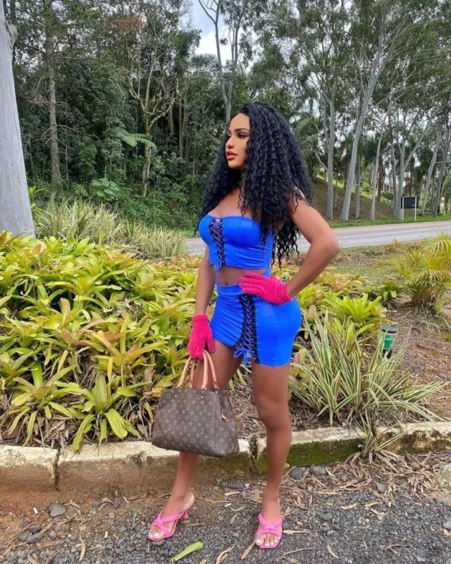 Karina Rios 104