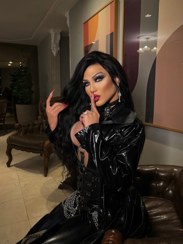 Anny Dominatrix 33