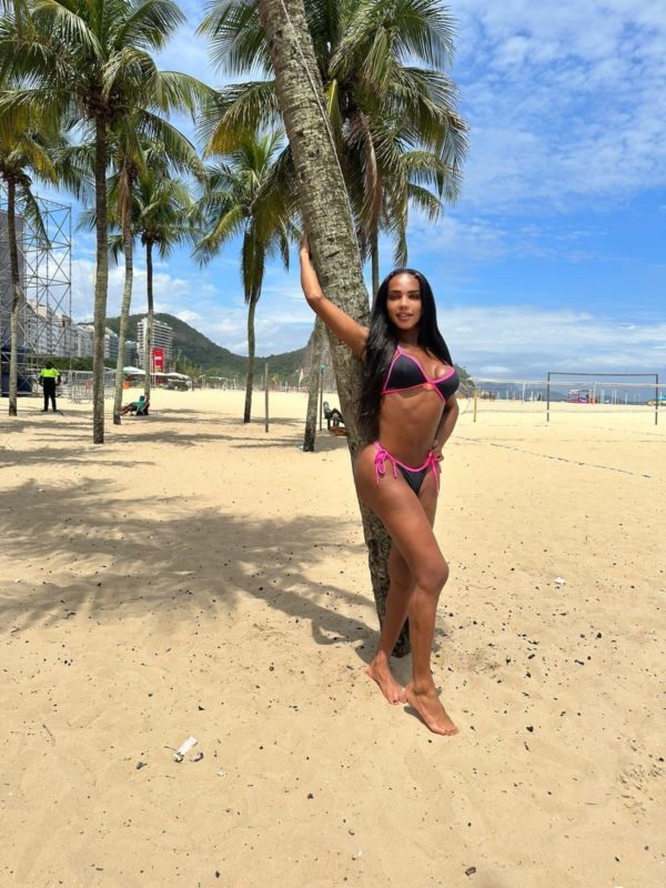Karina Rios 140