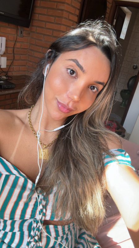 Gabriela Aguiar 23