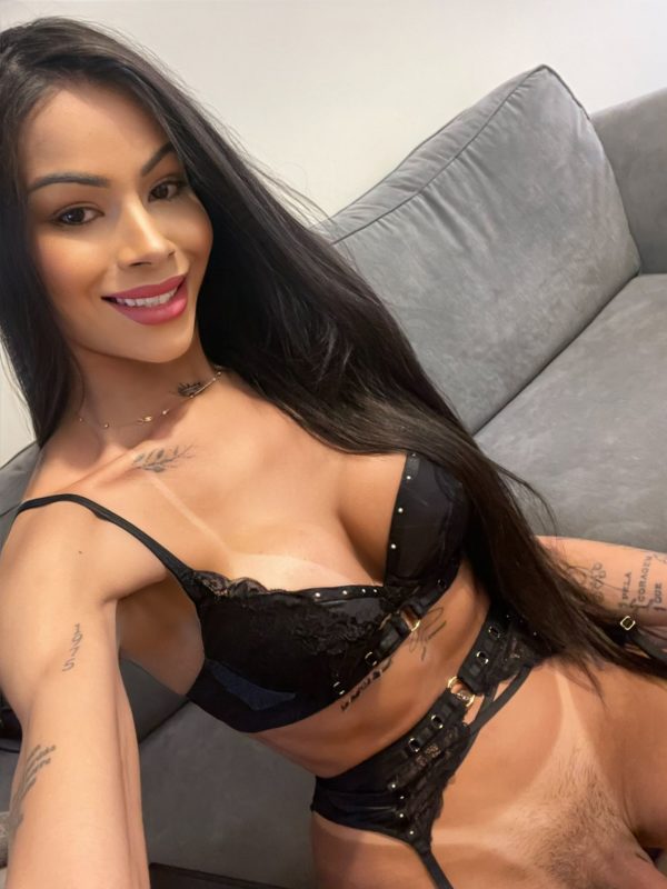 Lívia de Castro 20