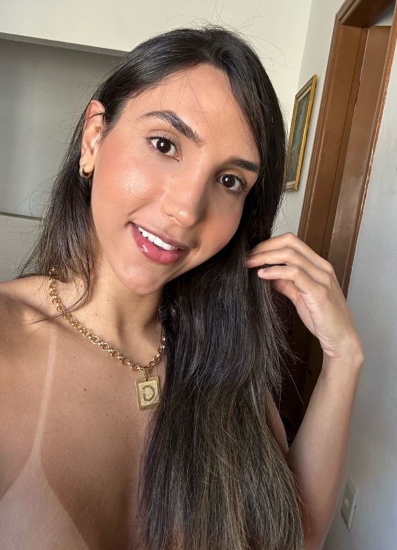Gabriela Aguiar 54