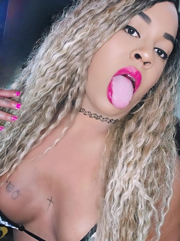 Melissa Neri 52