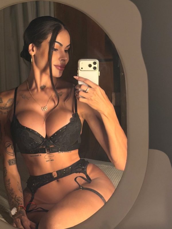 Lívia de Castro 3